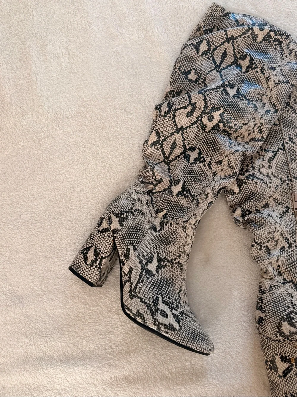 Snake-Print Knee-High Boots - Women's Neutral Fashion Boots 8.5